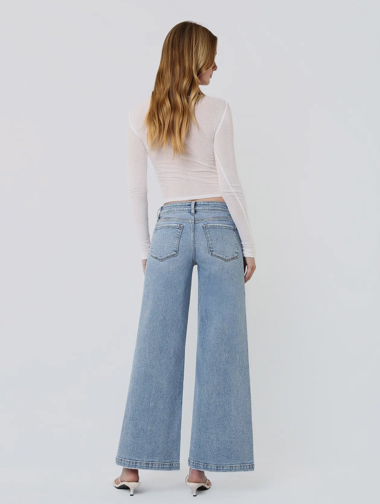 Mid Rise Seam Detail With Front Slit Jeans
