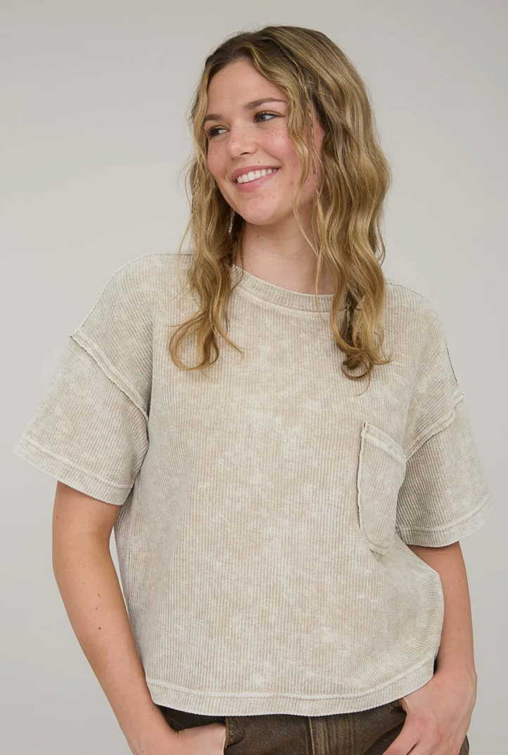 Washed ribbed short sleeve tee with pocket