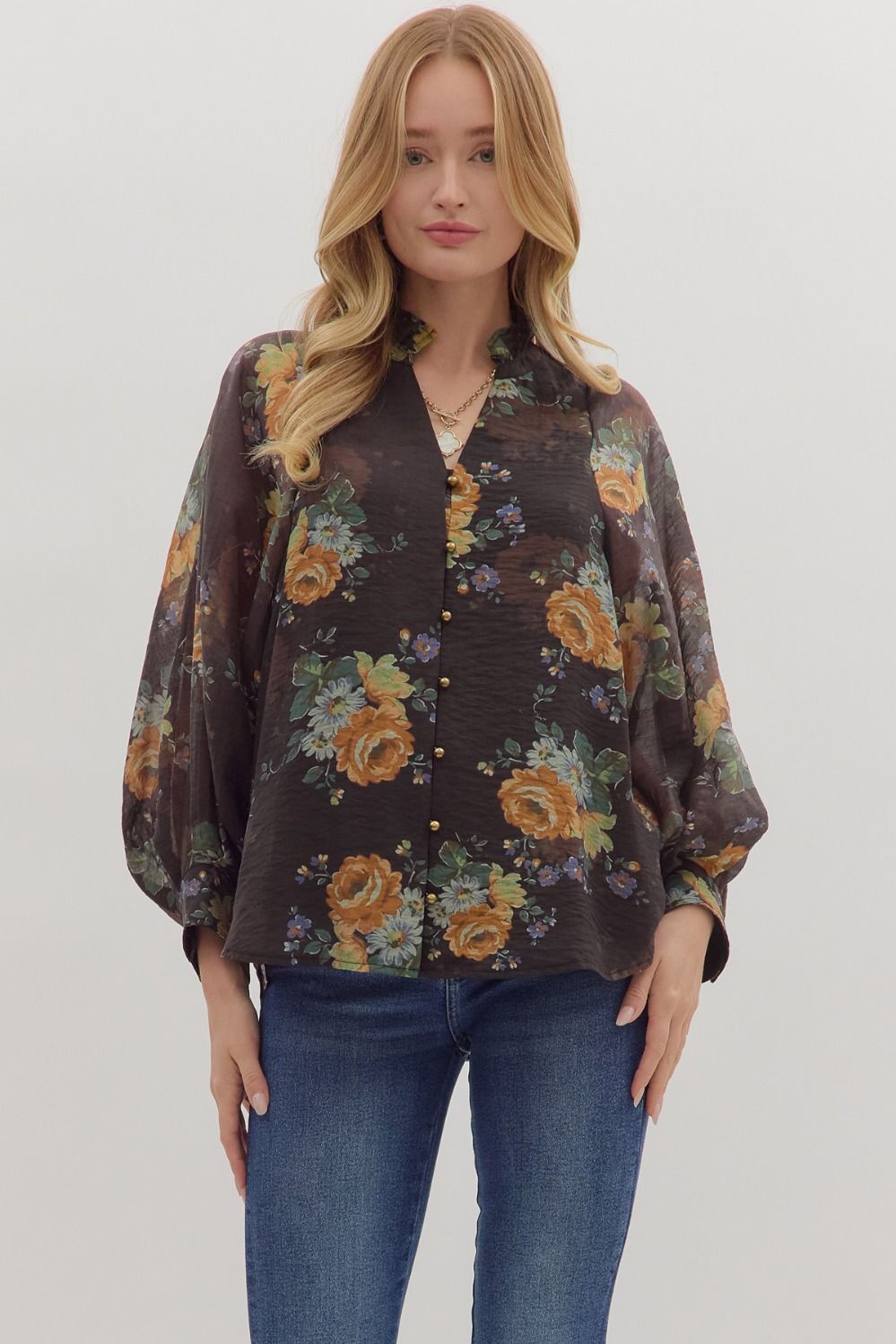 Floral puff sleeve ruffle collar blouse – front view”
