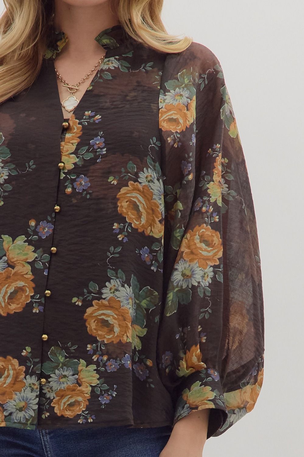 Lightweight woven floral print top with V-neck and buttons