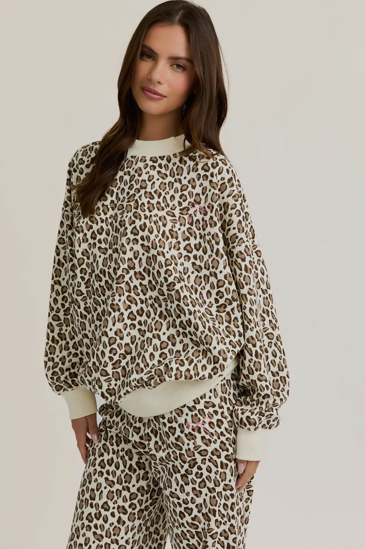 Crew Neck Washed Sweatshirt and Pants