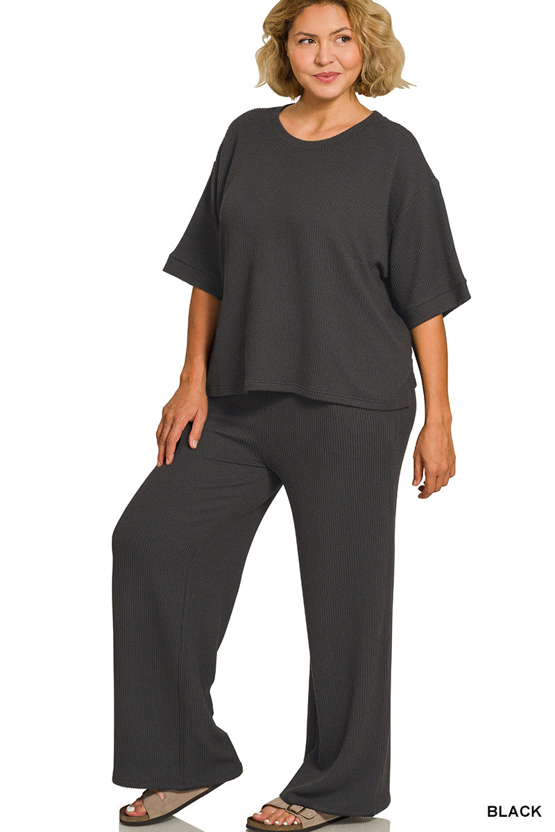 PLUS-Zenana RAISED RIB SHORT SLEEVE TEE & PANTS SET