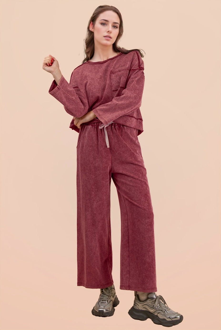 Women’s vintage mineral wash loungewear outfit