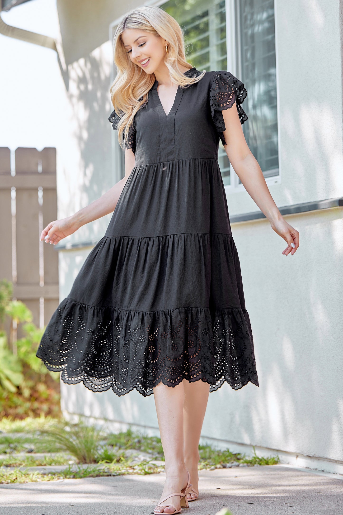Solid Tiered Eyelet Trim Midi Dress – Black