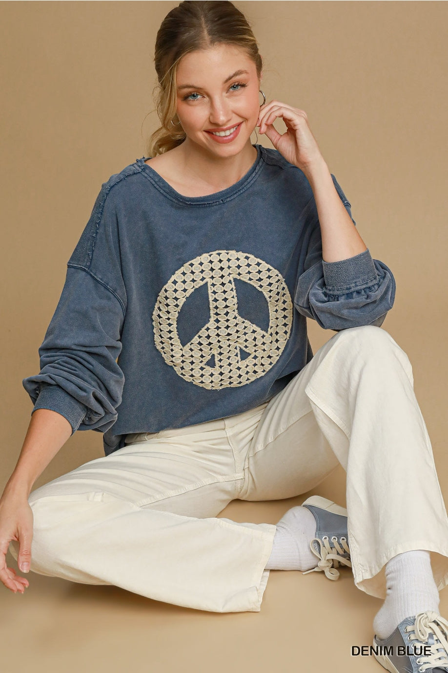 Casual cotton French terry top with feminine lace accent