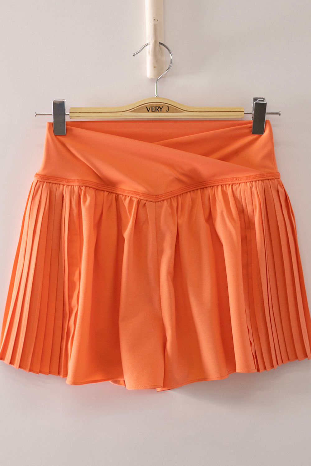 Very J-Side Pleated Detail Activewear Shorts W/ Shorts Lining
- Overlap Wasit W/ Elastic
- Athleiusre Wear