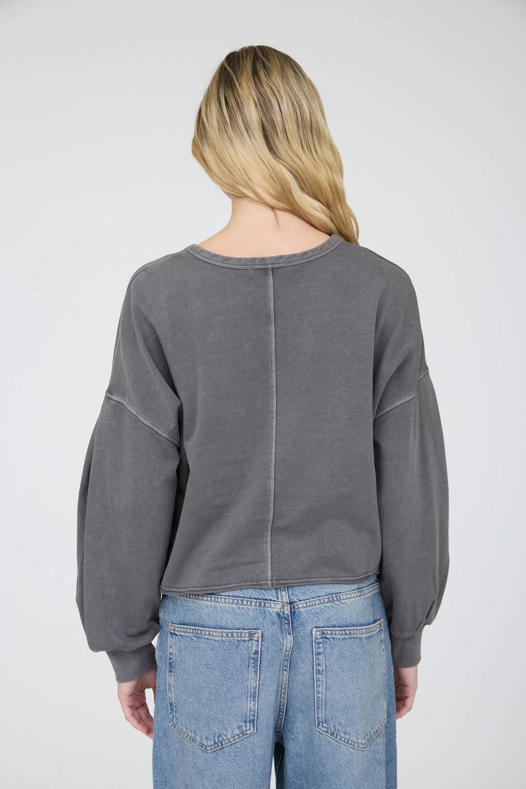 Blu Pepper-NOTCH NECK BOXY LONG SLEEVE KNIT CROP TOP