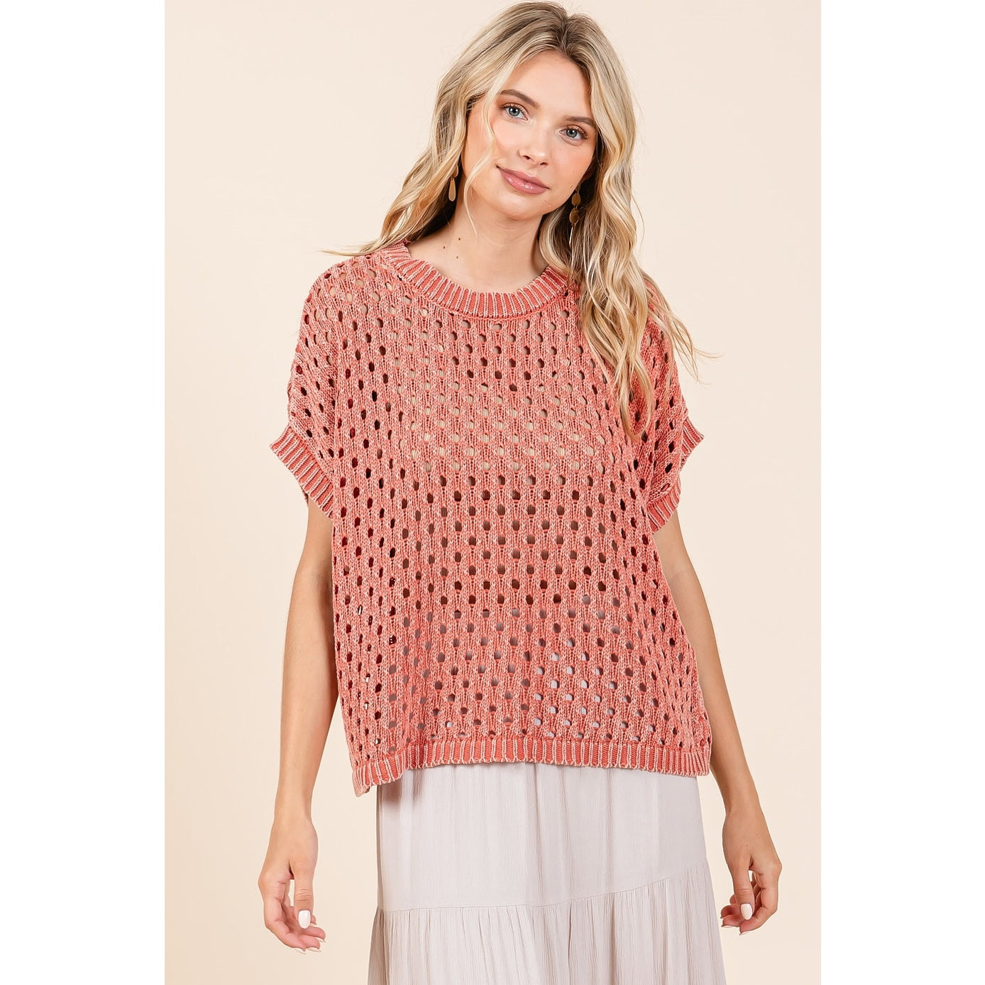 Relaxed fit short sleeve pullover top with mineral wash finish