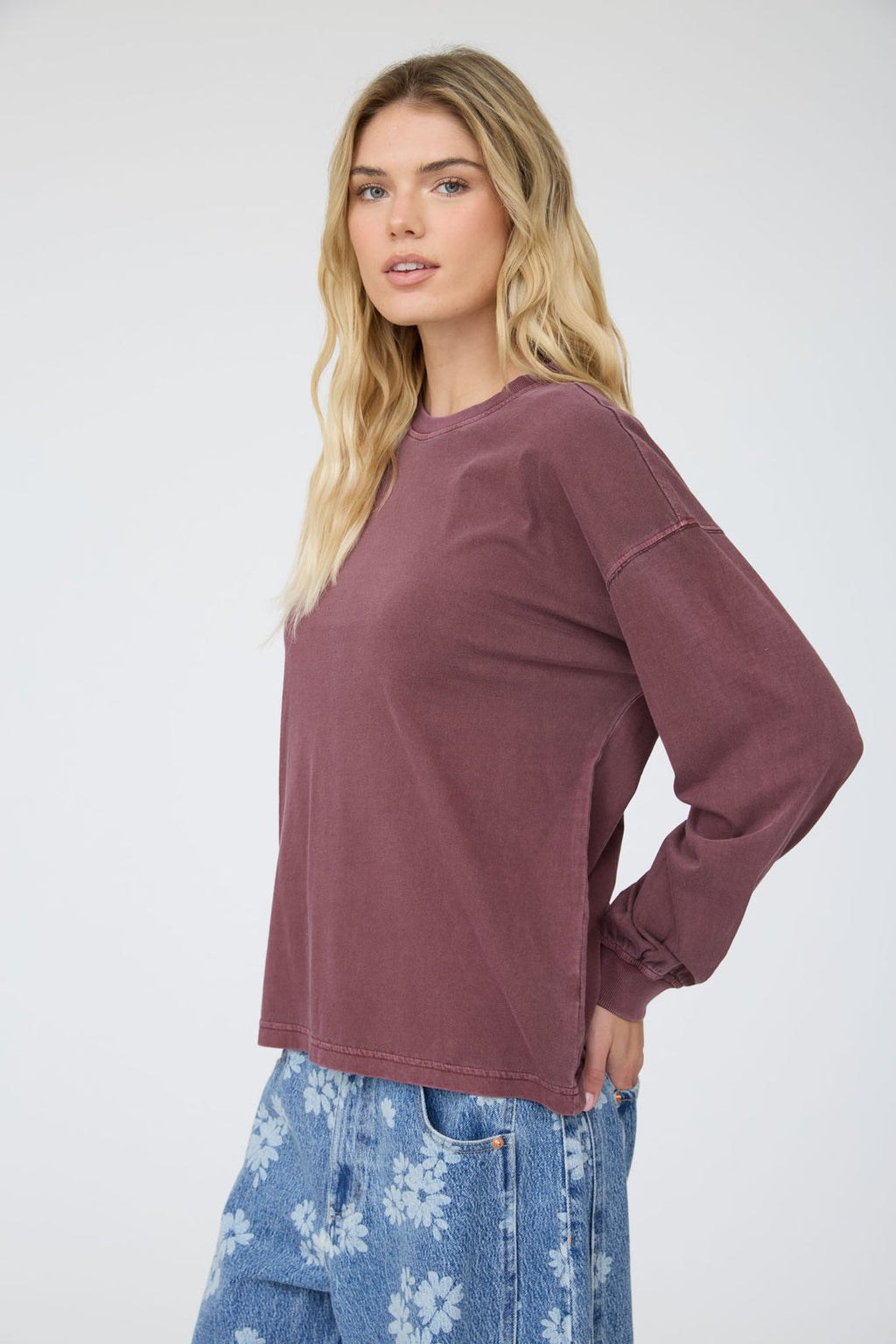 Blu Pepper-WASHED CREW NECK LONG SLEEVE KNIT TOP