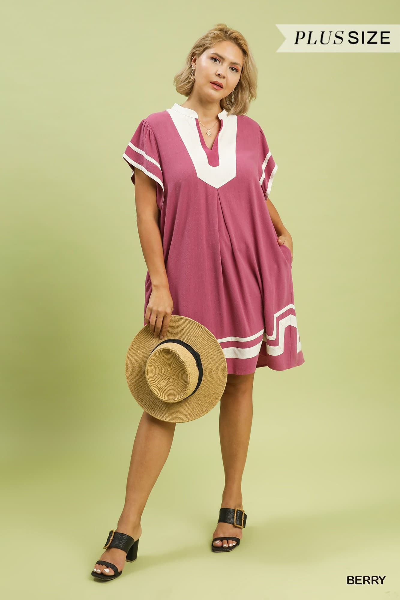 Plus Size Umgee Linen Contrast Trim Short Sleeve Dress
