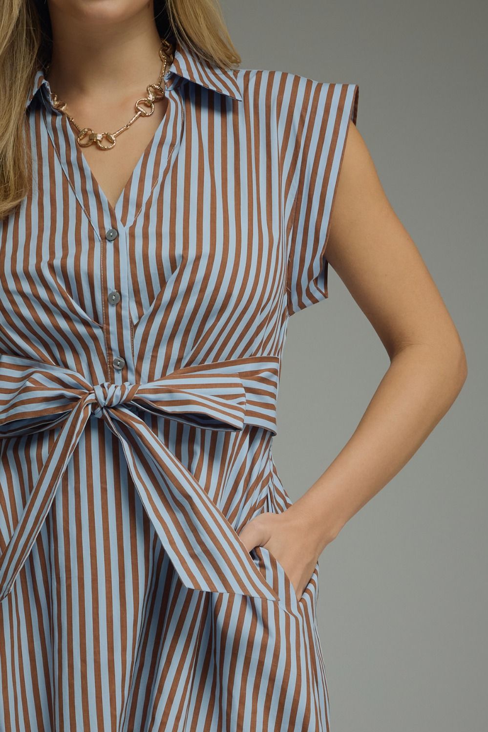 Entro-Striped cap sleeve midi dress.