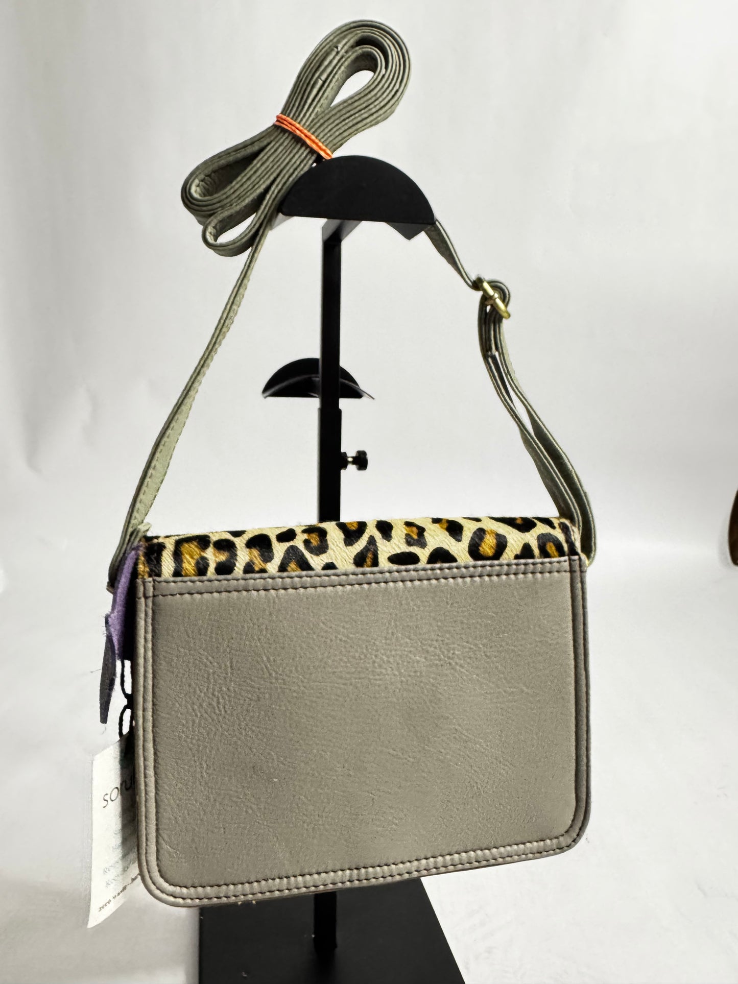 BB - Beth Print · Crossbody Bag