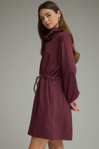 Entro-Solid long balloon sleeve mini dress.