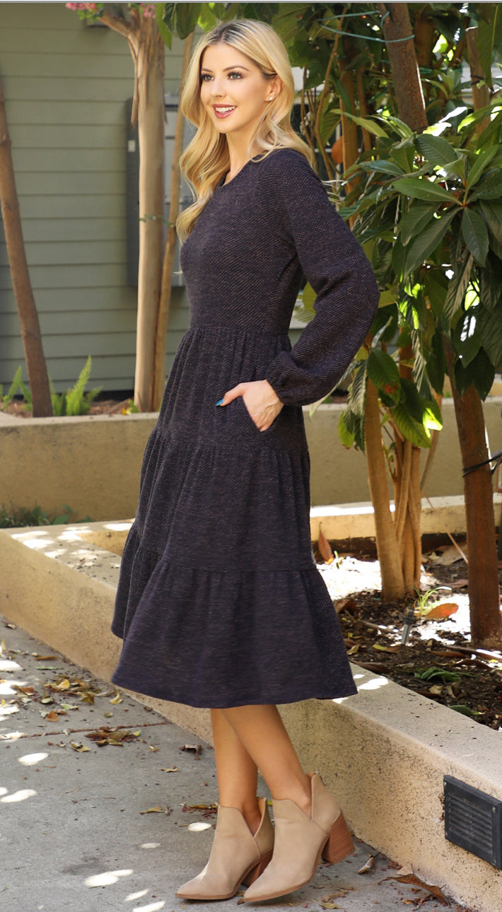 BB-Knit Tiered Dress