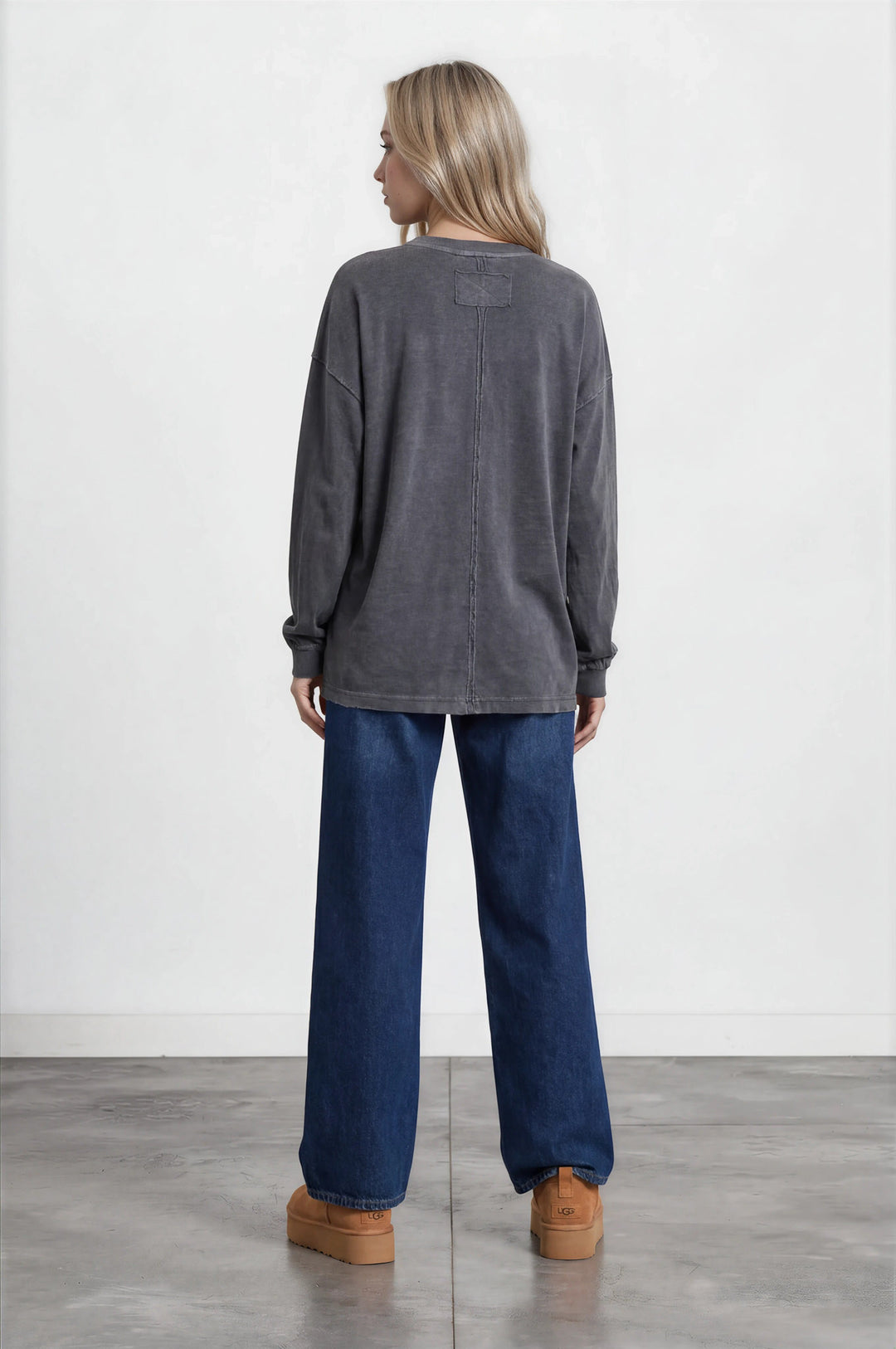 Blu Pepper-WASHED CREW NECK LONG SLEEVE KNIT TOP