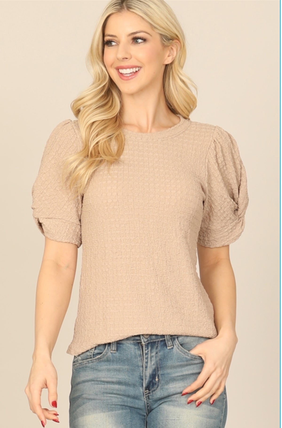 BB-Twist Puff Sleeve Crepe Top