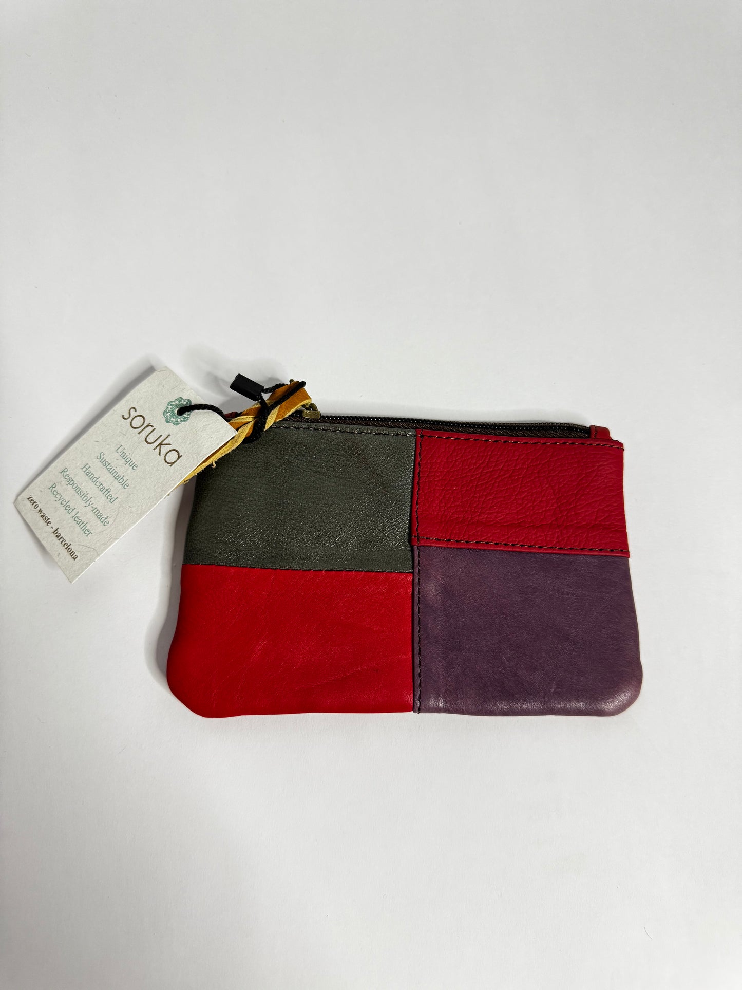 BB - Zahra Plain · Pouch