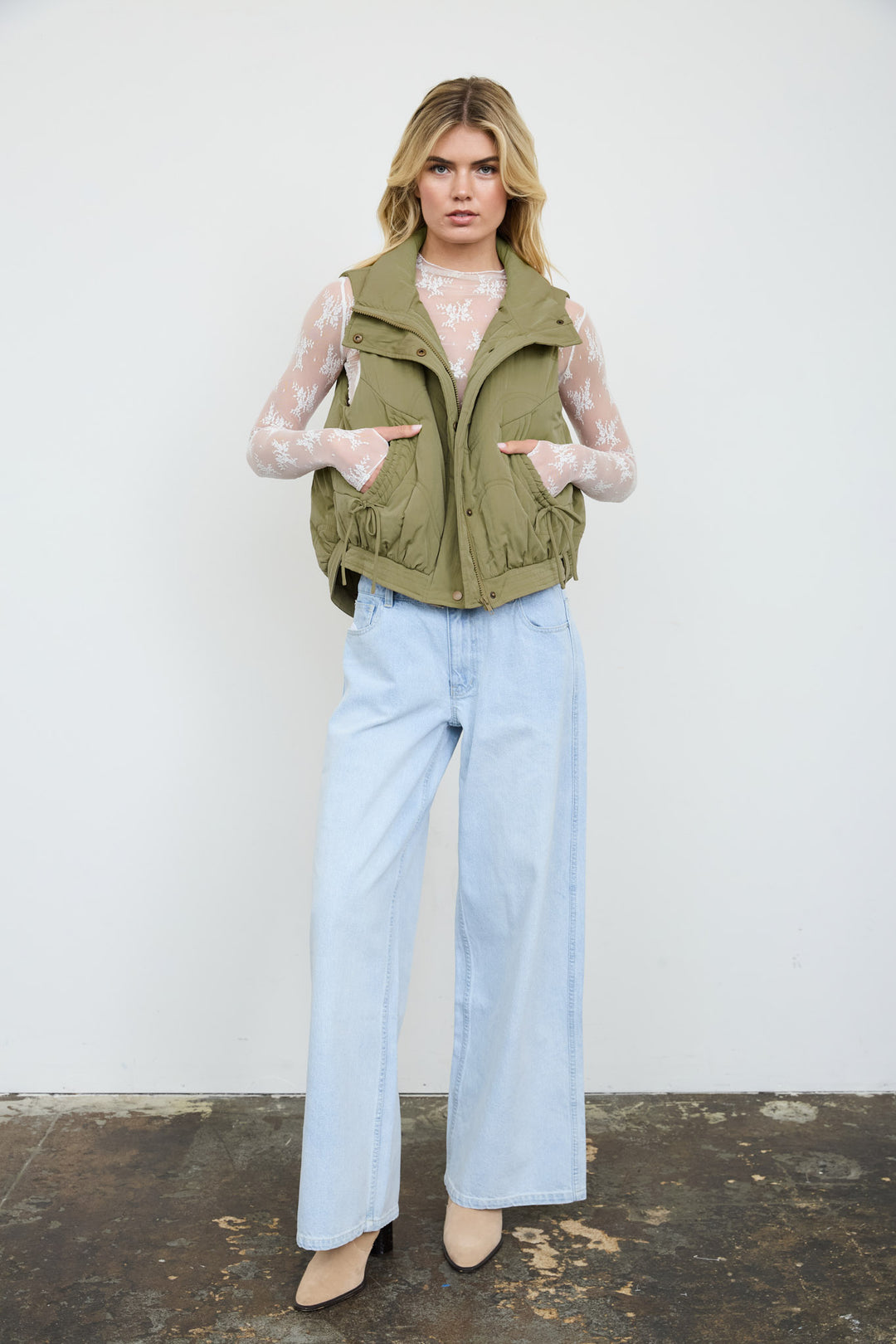 Blu Pepper-WAVE QUILTED SNAP-FRONT STAND COLLAR VEST