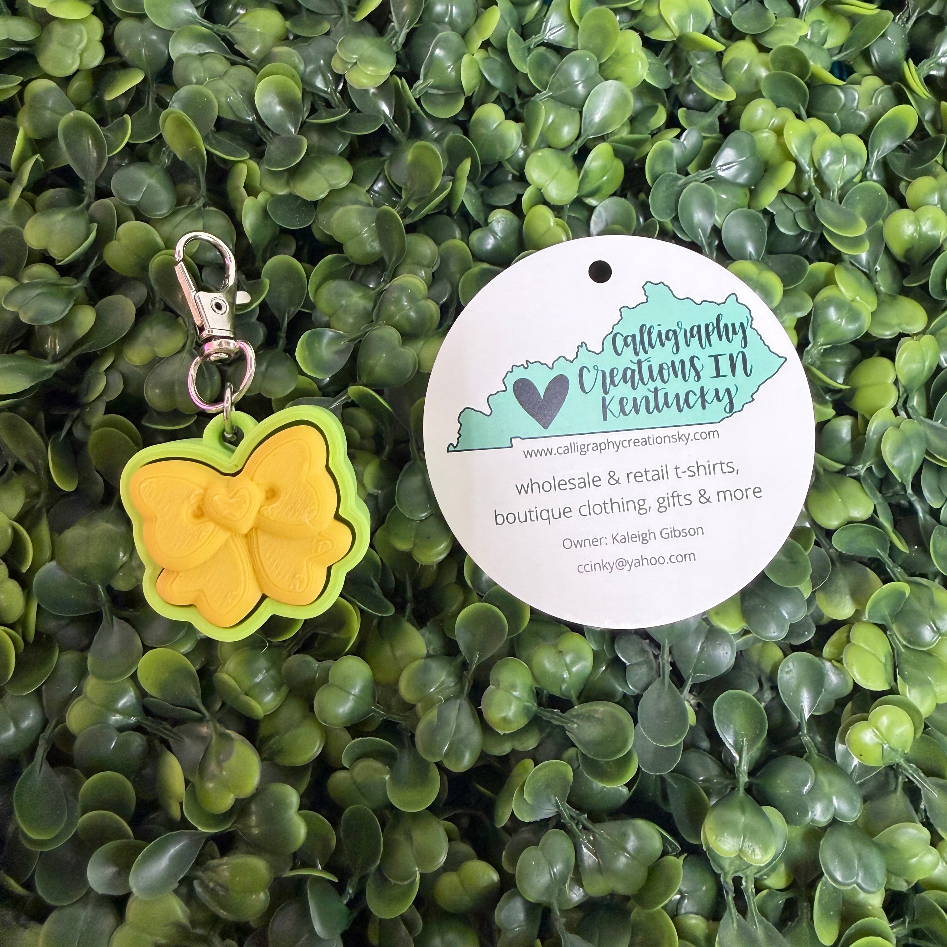 Lemon Yellow/Apple Green Bow Fidget Clicker Keychain