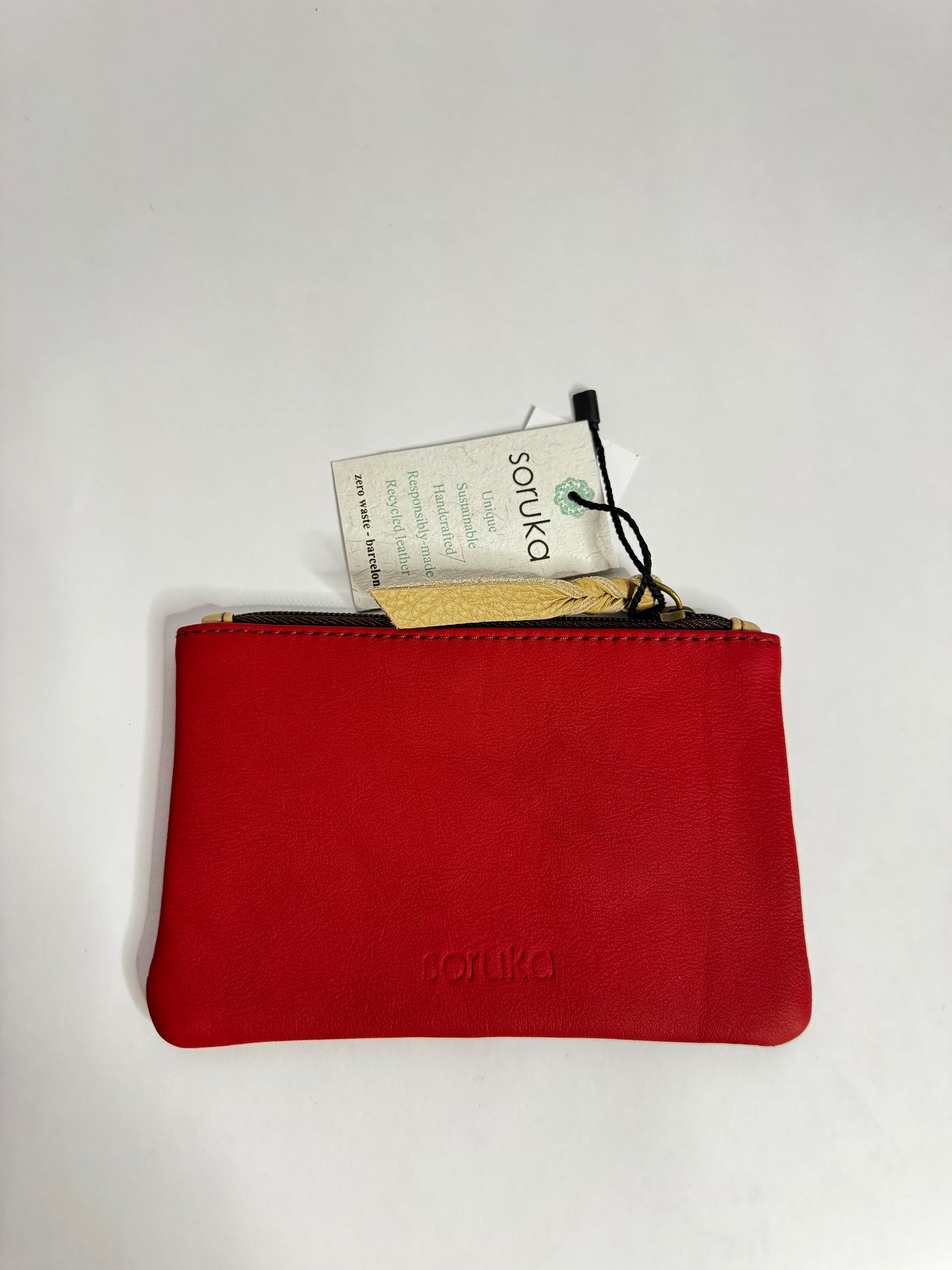 BB - Zahra Plain · Pouch