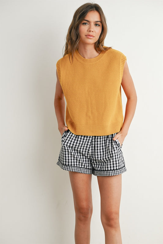 Minimalist Knit Top – Lightweight, Cozy & Versatile Wardrobe Staple