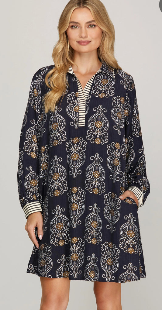 Women’s mini dress with side pockets – fall fashion