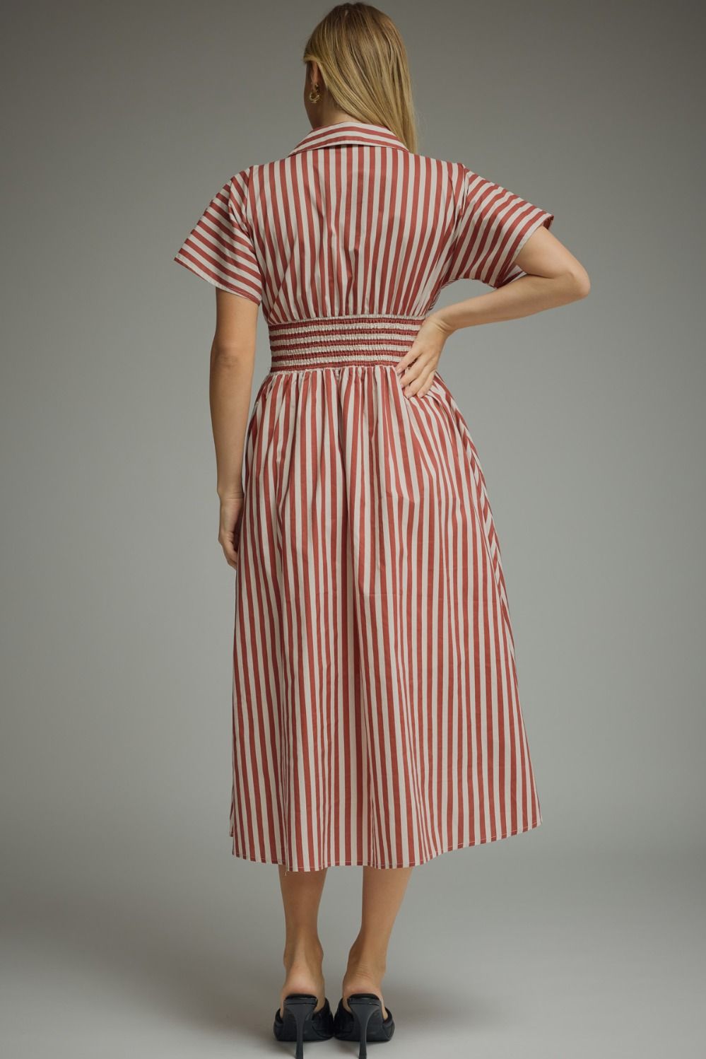 Entro-Stripe short sleeve midi dress featuring smocked waist detail.