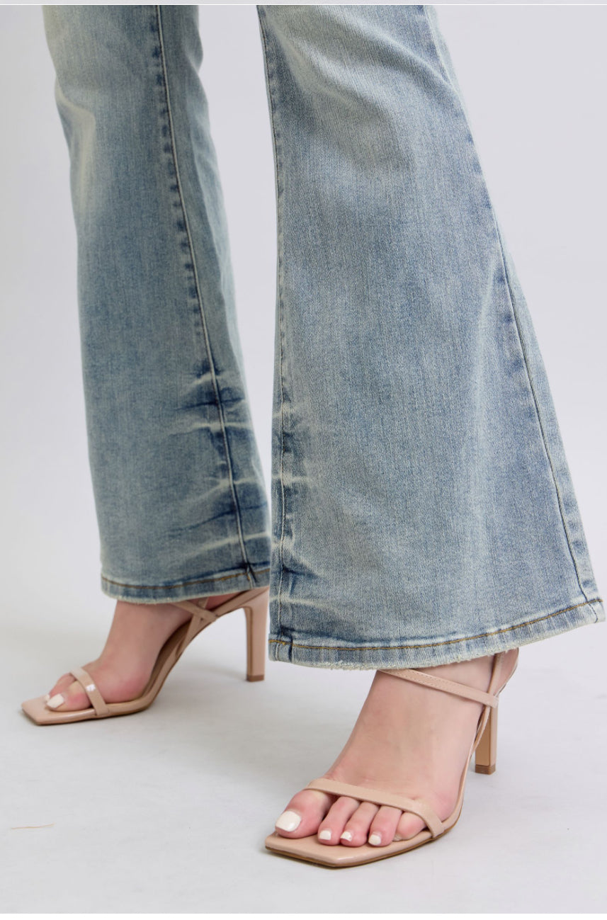 BB-Mid rise Flare Judy Blue Jeans - Talk of the Town