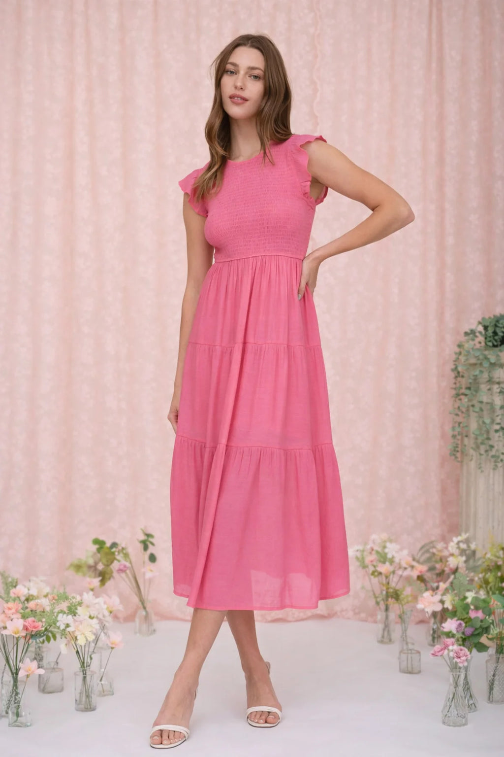 Blu Pepper TIERED SMOCKED SHORT SLEEVE MIDI DRESS