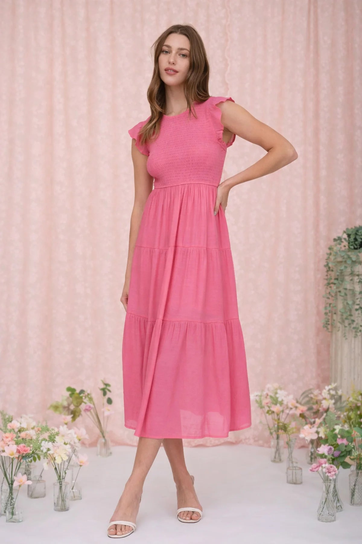 Blu Pepper TIERED SMOCKED SHORT SLEEVE MIDI DRESS