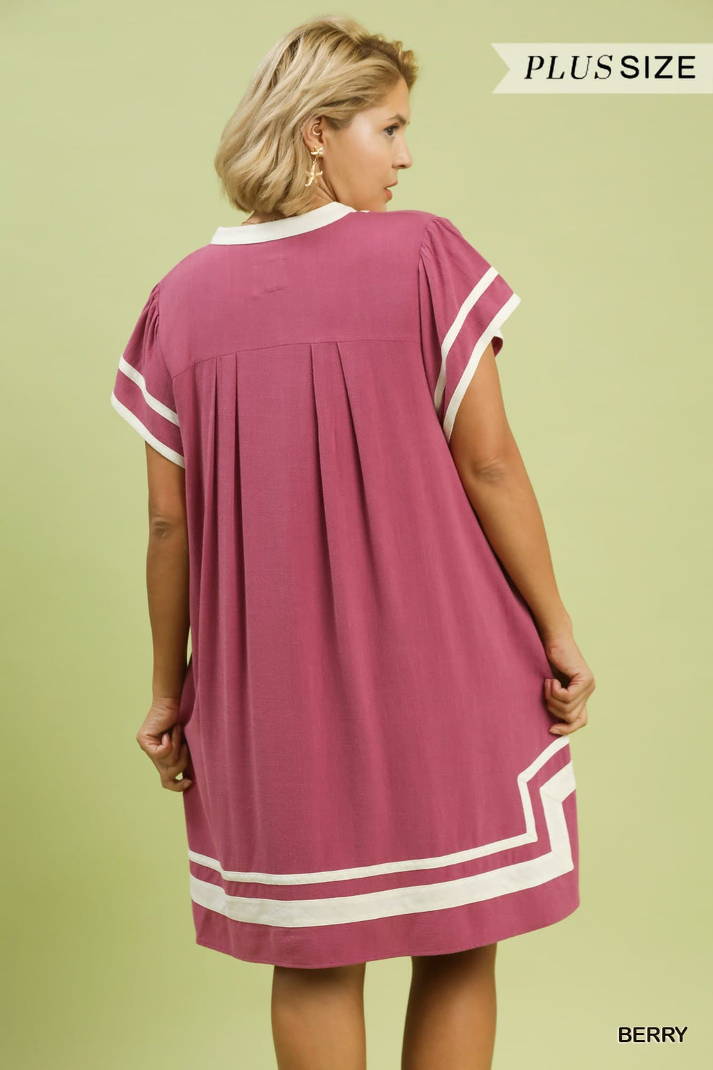 Plus Size Umgee Linen Contrast Trim Short Sleeve Dress