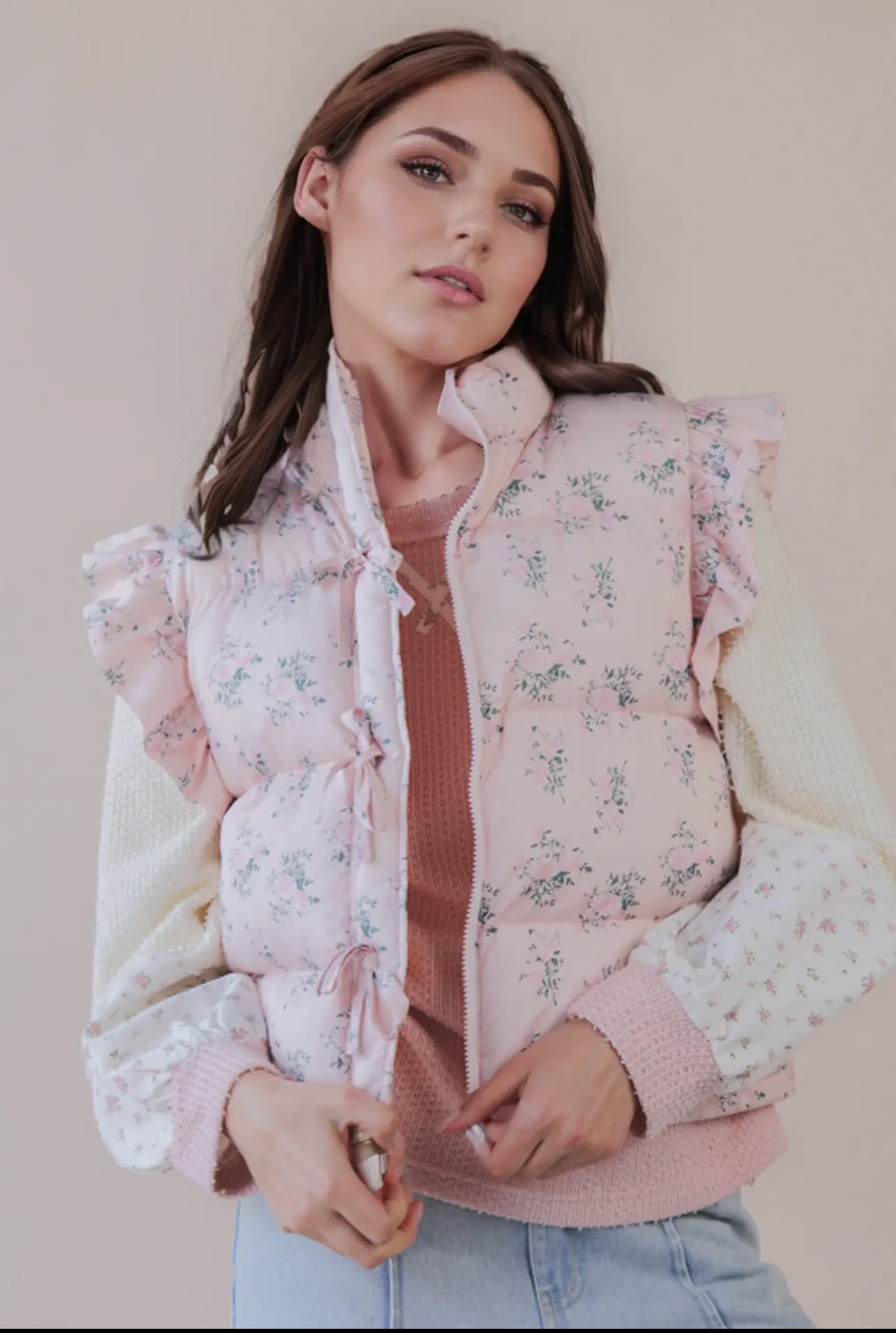 Front Bow Floral Ruffle Vest - Talk of the Town