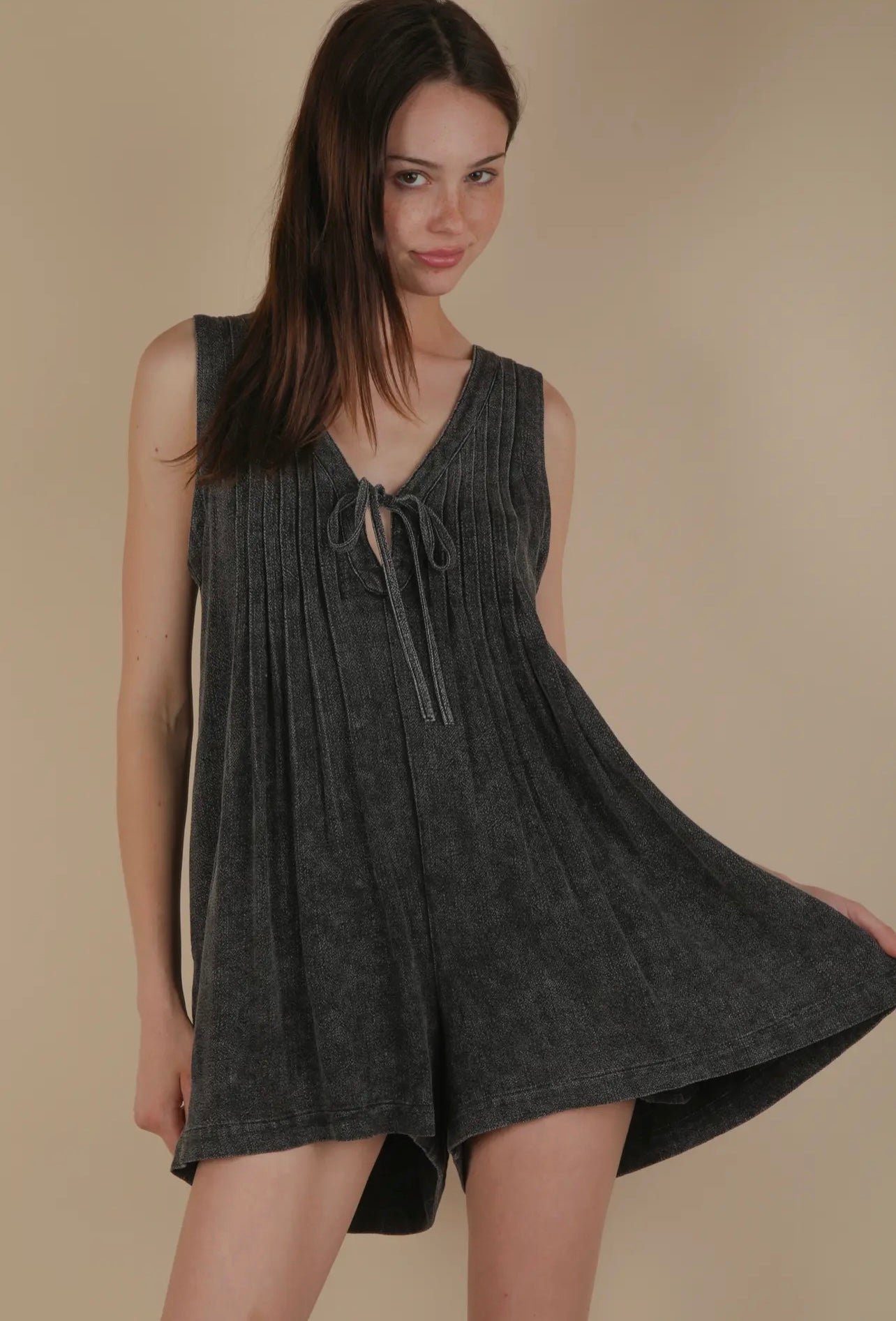 Very J Mineral Washed Pleated Romper