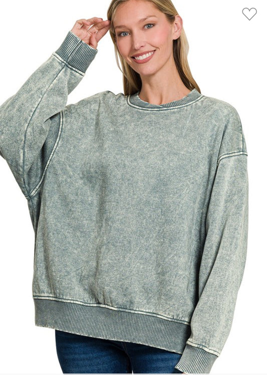 Acid Washed Oversize Pullover