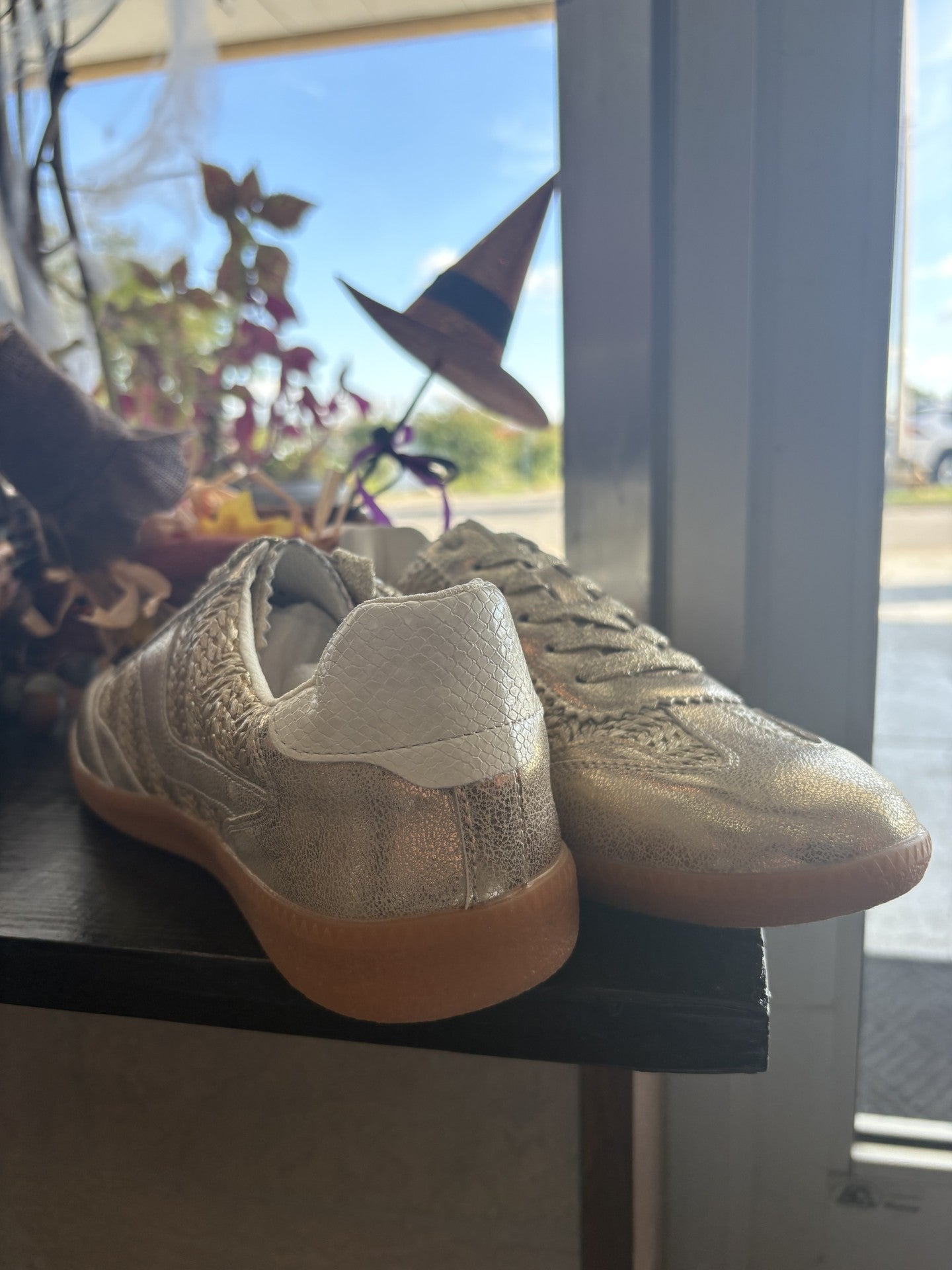 Track Star Shoes - Talk of the Town