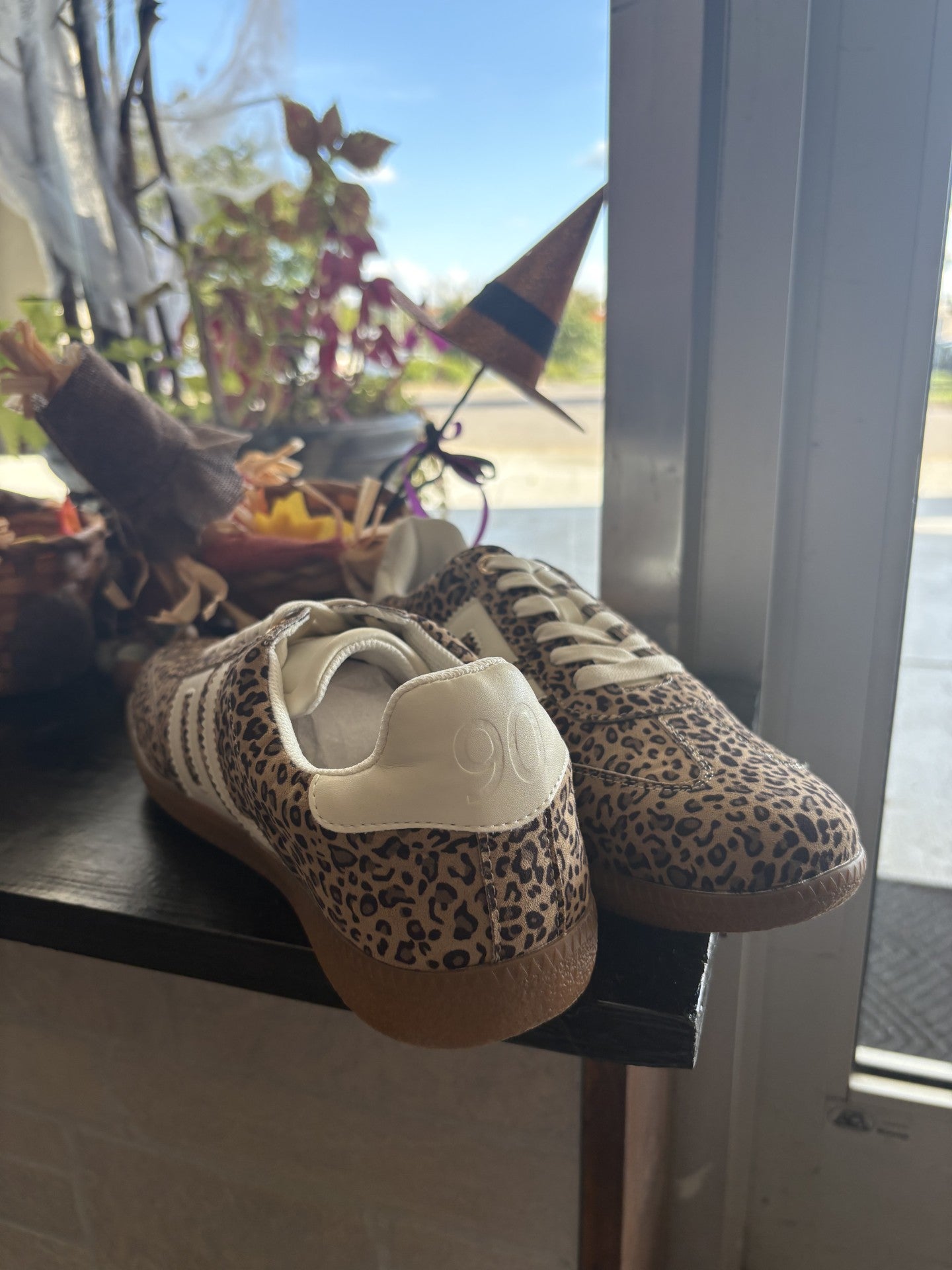 Track Star Shoes - Talk of the Town