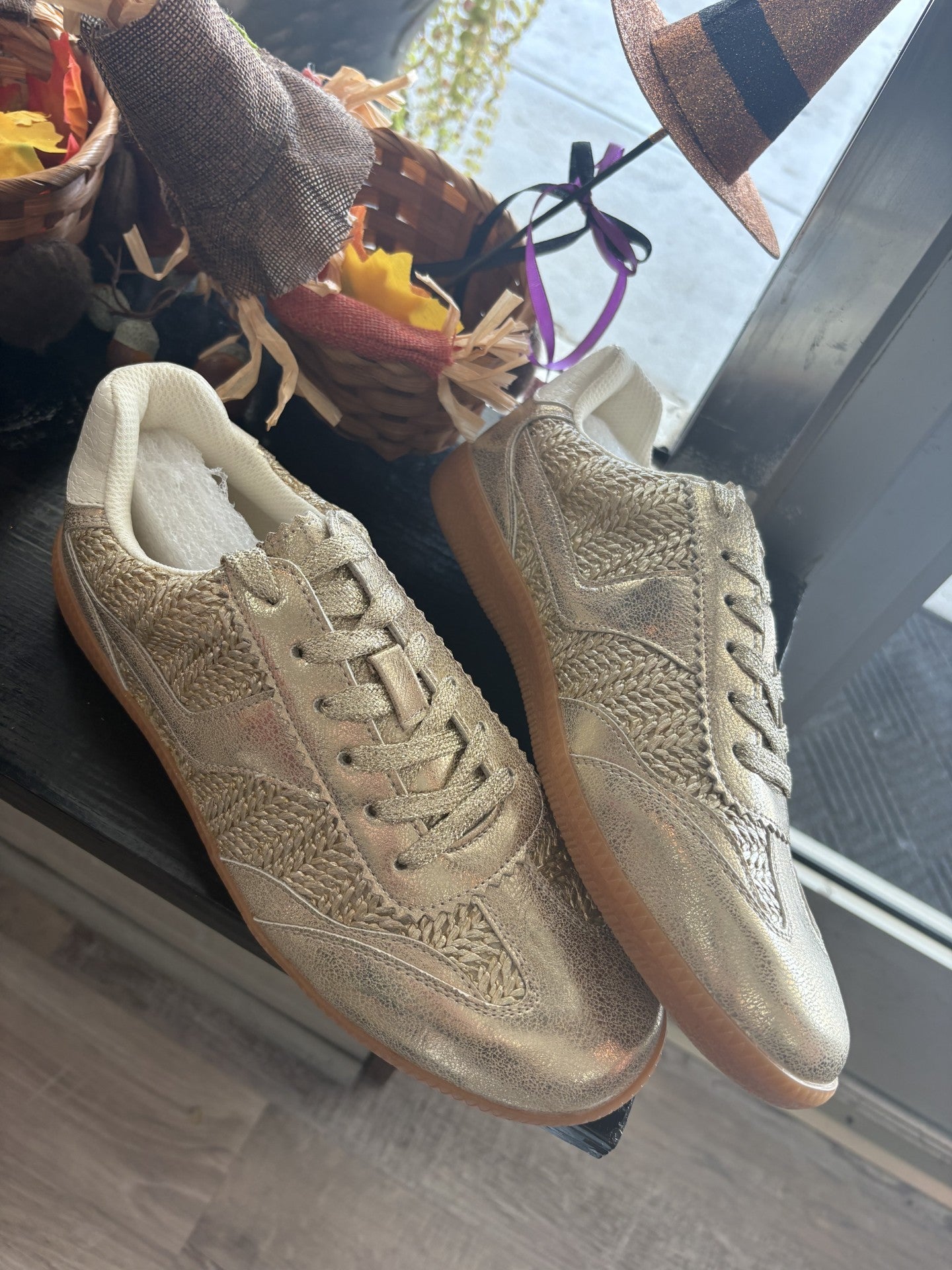 Track Star Shoes - Talk of the Town