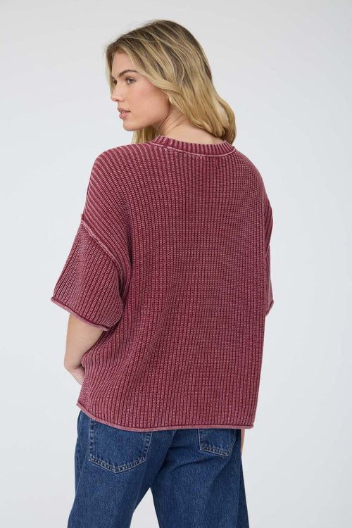 Blu Pepper-WASHED CREW NECK RAW EDGE SHORT SLEEVE SWEATER