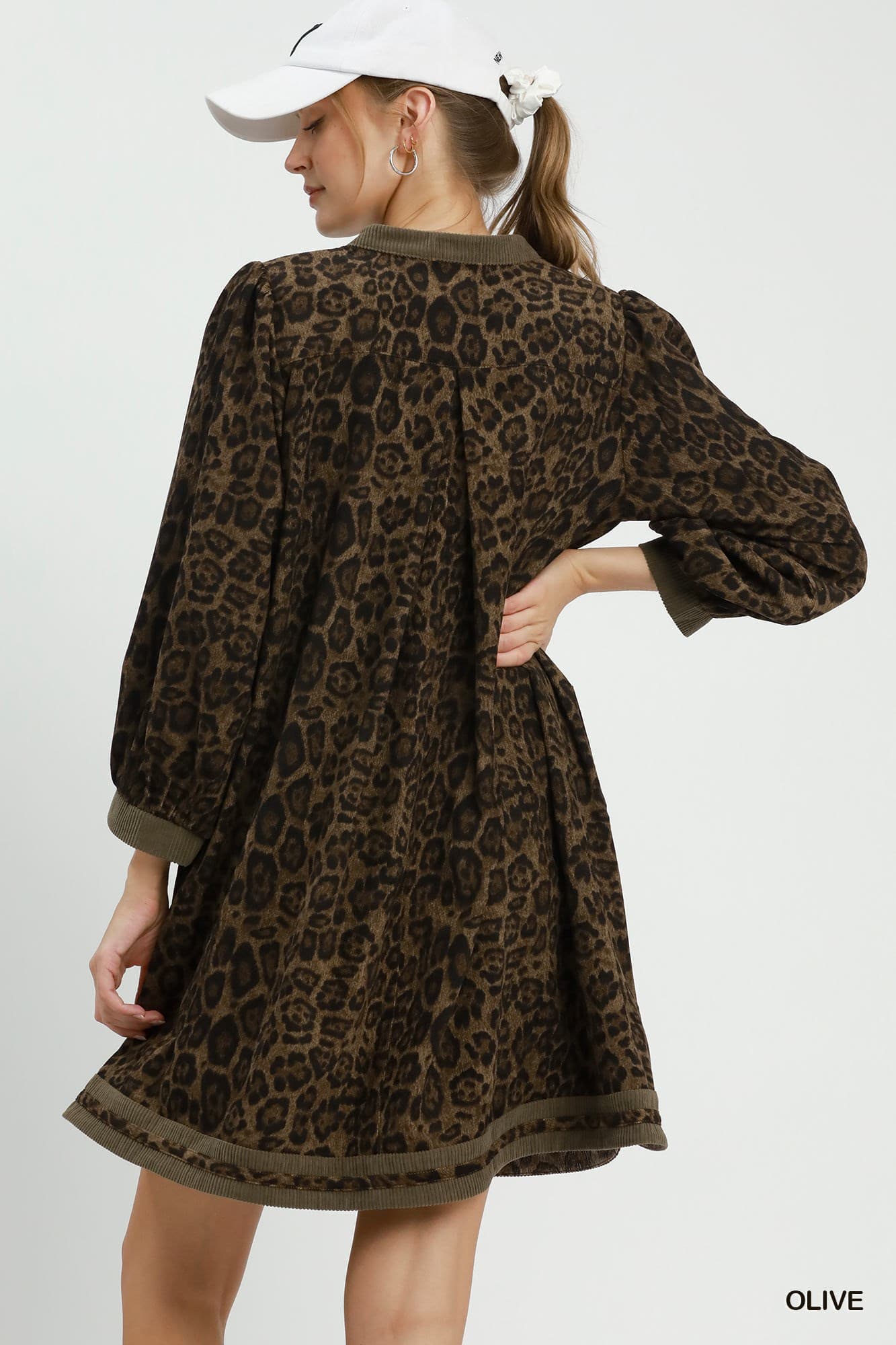 Umgee-Leopard Print Contrast Trim Puff Sleeve Tunic Dress
