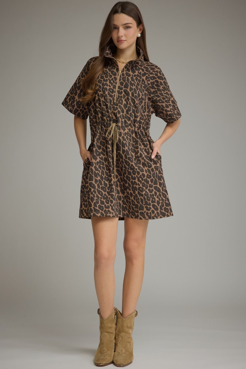 Entro-Leopard print short sleeve mini dress.