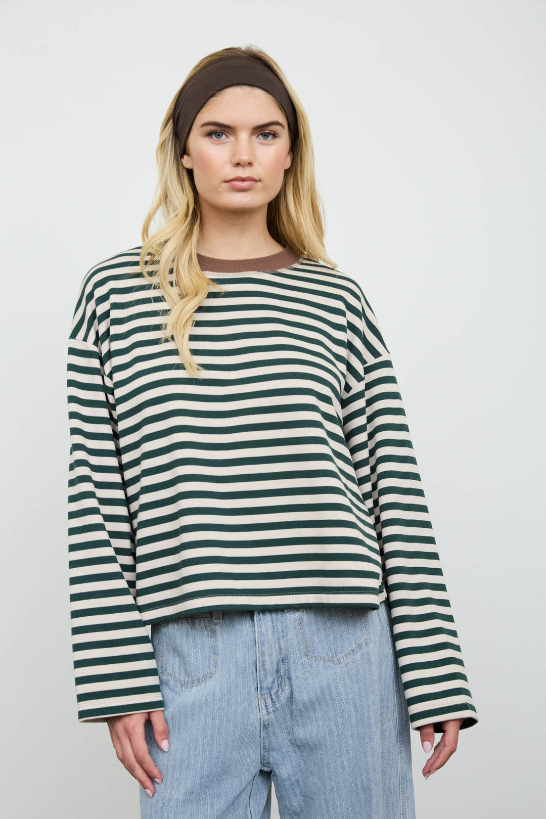 Blu Pepper-COLOR BLOCK NECK TRIM LONG SLEEVE BOXY KNIT TOP