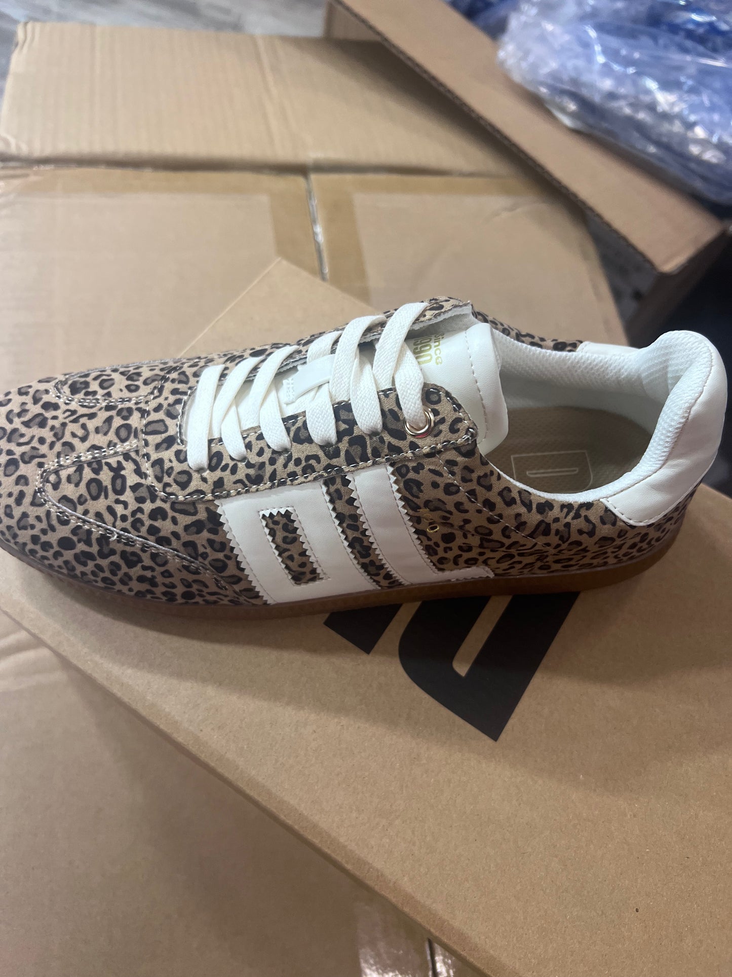 Track star Sneakers