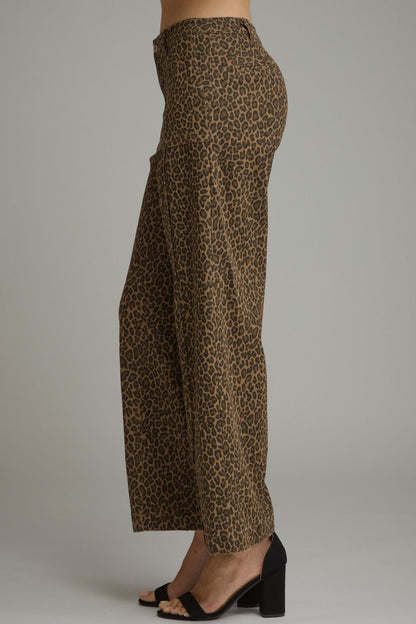 Entro- Animal print wide leg pants with belt loops and zip-fly button front closure. Front patch pockets