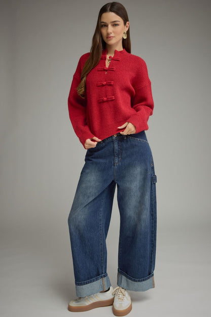 Entro-Solid long sleeve sweater.