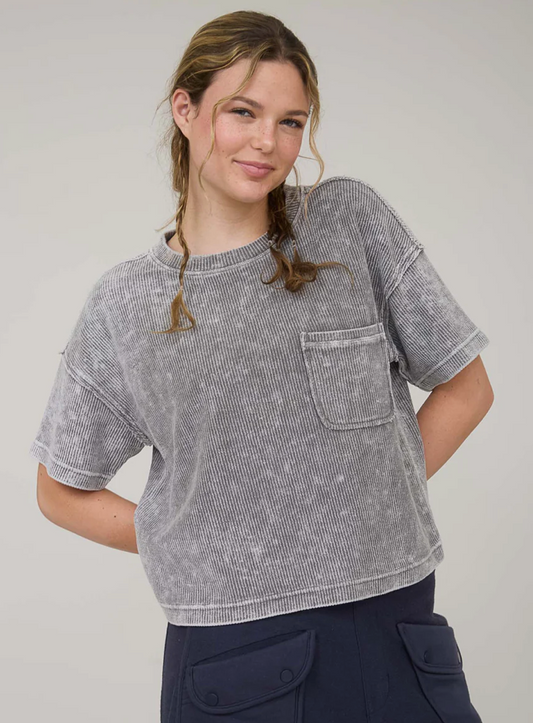 Washed ribbed short sleeve tee with pocket