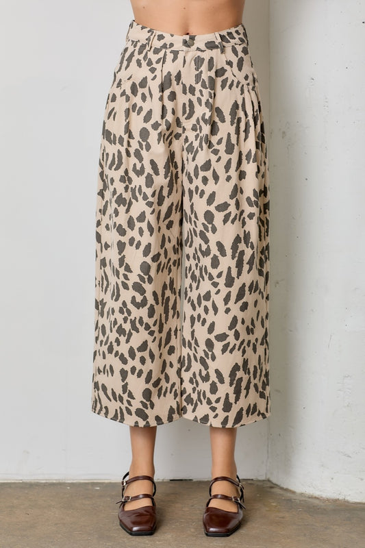 Women’s ankle-length pants with button and zipper closure, cotton blend fabric, available in plus size