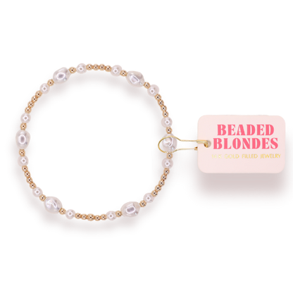 Lana Pearl Bracelet in Gold: Standard 6.75 inch | Beaded Blondes