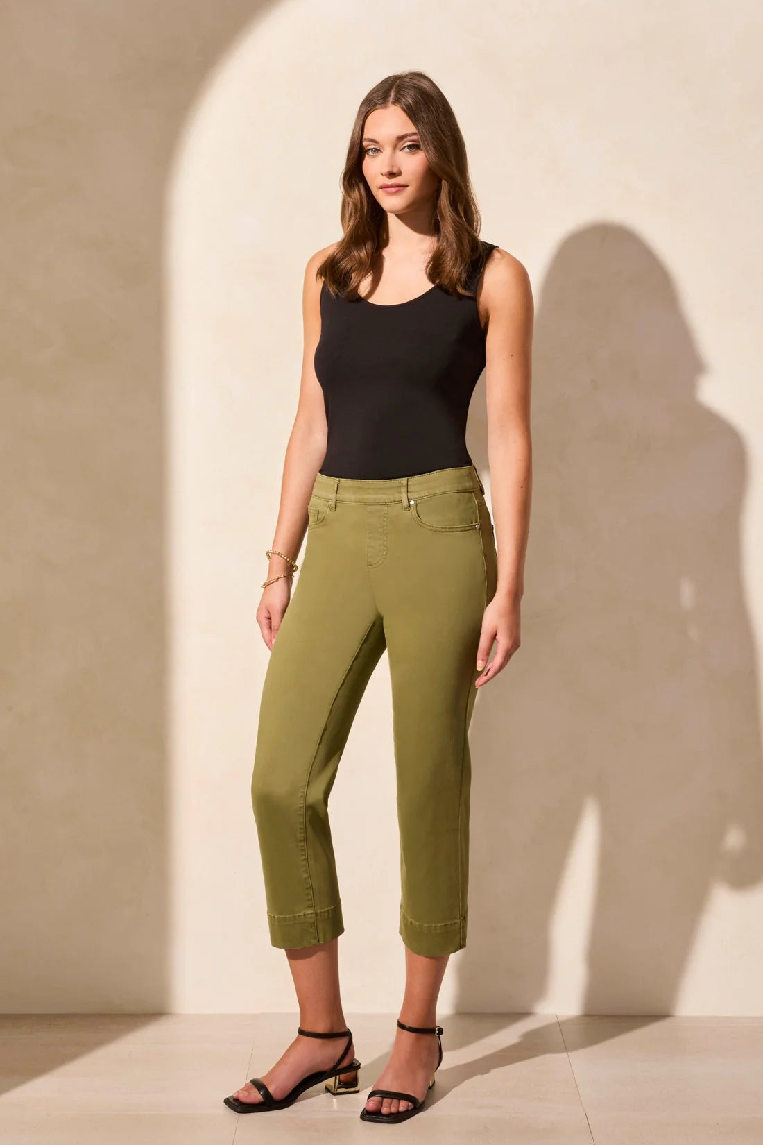 BB - Pull-On Kick Flare Capri